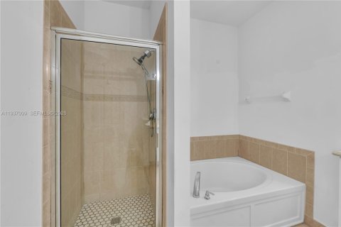 Copropriété à louer à Miramar, Floride: 3 chambres, 181.53 m2 № 1996652 - photo 28