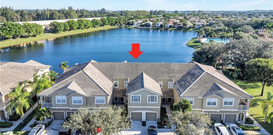 Condo à Miramar, Floride, 3 chambres  № 1996652