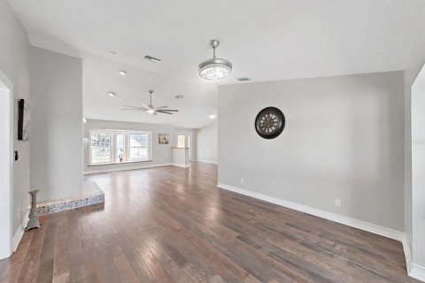 Villa ou maison à vendre à Oldsmar, Floride: 4 chambres, 198.63 m2 № 2093270 - photo 10