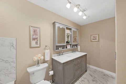 Villa ou maison à vendre à Oldsmar, Floride: 4 chambres, 198.63 m2 № 2093270 - photo 23