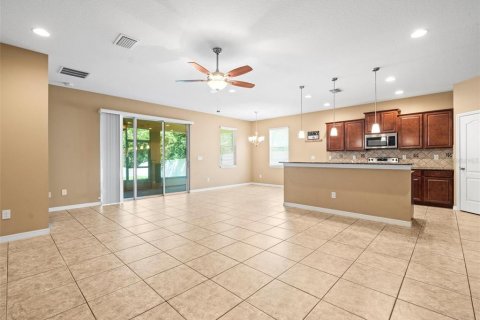 Casa en venta en Land O' Lakes, Florida, 4 dormitorios, 189.24 m2 № 1916091 - foto 8