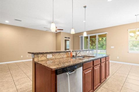 Casa en venta en Land O' Lakes, Florida, 4 dormitorios, 189.24 m2 № 1916091 - foto 19