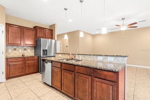 Casa en venta en Land O' Lakes, Florida, 4 dormitorios, 189.24 m2 № 1916091 - foto 20