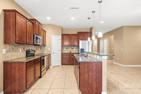 Casa en venta en Land O' Lakes, Florida, 4 dormitorios, 189.24 m2 № 1916091 - foto 11