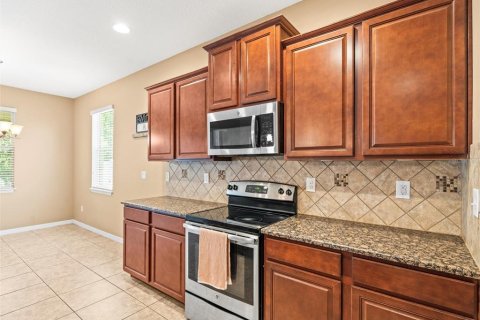 Casa en venta en Land O' Lakes, Florida, 4 dormitorios, 189.24 m2 № 1916091 - foto 17