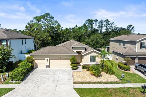 Casa en venta en Land O' Lakes, Florida, 4 dormitorios, 189.24 m2 № 1916091 - foto 1