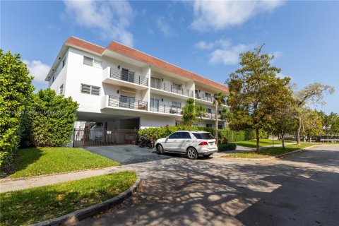 Condominio en venta en Miami Beach, Florida, 2 dormitorios, 92.44 m2 № 1712581 - foto 13