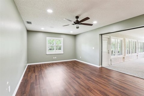 House in Sun City Center, Florida 3 bedrooms, 242.1 sq.m. № 1839041 - photo 16