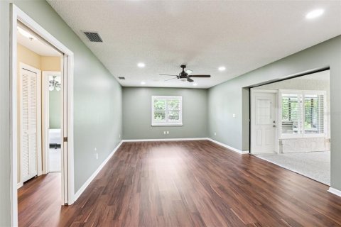 House in Sun City Center, Florida 3 bedrooms, 242.1 sq.m. № 1839041 - photo 18