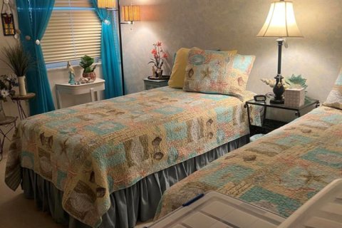 Copropriété à vendre à Palm Springs, Floride: 2 chambres, 85.47 m2 № 2077513 - photo 14