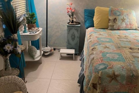 Copropriété à vendre à Palm Springs, Floride: 2 chambres, 85.47 m2 № 2077513 - photo 16