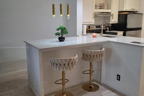 Condominio en venta en Margate, Florida, 1 dormitorio, 58.53 m2 № 1942339 - foto 7