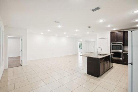 House in Spring Hill, Florida 4 bedrooms, 229.56 sq.m. № 1379629 - photo 20