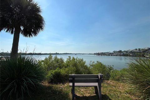 Copropriété à louer à Edgewater, Floride: 2 chambres, 96.53 m2 № 2405533 - photo 15