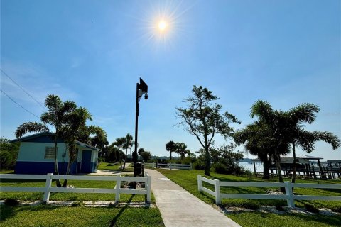 Copropriété à louer à Edgewater, Floride: 2 chambres, 96.53 m2 № 2405533 - photo 14