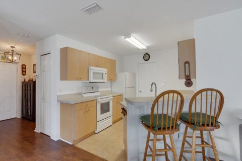 House in St. Lucie, Florida 2 bedrooms, 122.54 sq.m. № 2145965 - photo 13