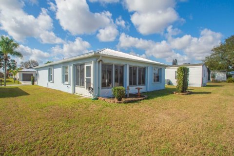 House in St. Lucie, Florida 2 bedrooms, 122.54 sq.m. № 2145965 - photo 5