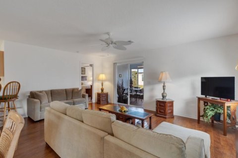 House in St. Lucie, Florida 2 bedrooms, 122.54 sq.m. № 2145965 - photo 15