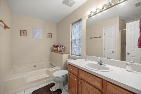 House in Ocala, Florida 3 bedrooms, 125.42 sq.m. № 1912536 - photo 15