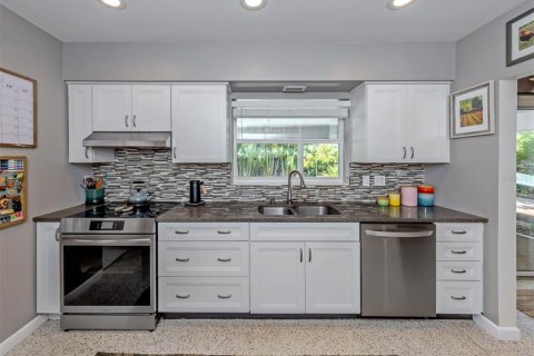 Casa en venta en Bradenton, Florida, 2 dormitorios, 115.94 m2 № 2151855 - foto 9