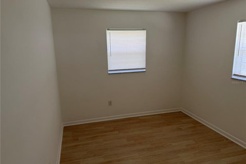 Casa en venta en Okeechobee, Florida, 3 dormitorios, 102.19 m2 № 2215488 - foto 2