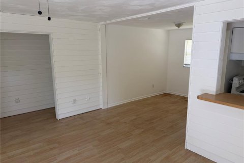 Casa en venta en Okeechobee, Florida, 3 dormitorios, 102.19 m2 № 2215488 - foto 14