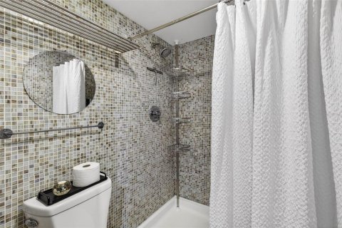 Condo in Clearwater, Florida, 2 bedrooms № 2419128 - photo 24