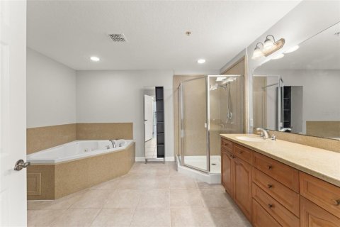 Copropriété à louer à Orlando, Floride: 3 chambres, 164.9 m2 № 2221904 - photo 16