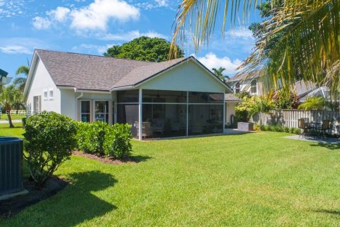 House in Wellington, Florida 3 bedrooms, 167.04 sq.m. № 2392095 - photo 30