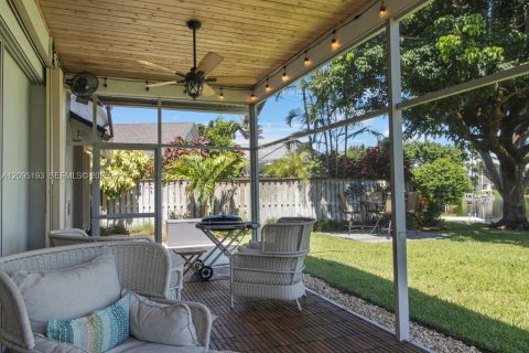 House in Wellington, Florida 3 bedrooms, 167.04 sq.m. № 2392095 - photo 28