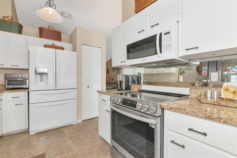 Villa ou maison à vendre à Bradenton, Floride: 3 chambres, 175.21 m2 № 1919557 - photo 11