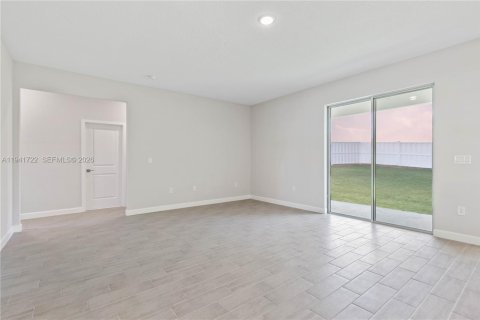 Villa ou maison à vendre à Palm Bay, Floride: 4 chambres, 165.27 m2 № 1998757 - photo 7