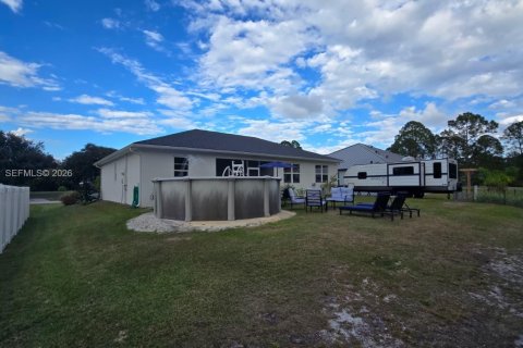 Villa ou maison à vendre à Palm Bay, Floride: 4 chambres, 165.27 m2 № 1998757 - photo 29