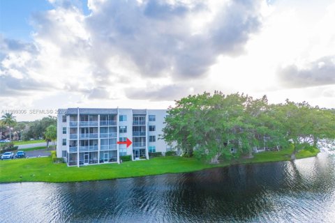 Condo in Davie, Florida, 2 bedrooms  № 2064108 - photo 24