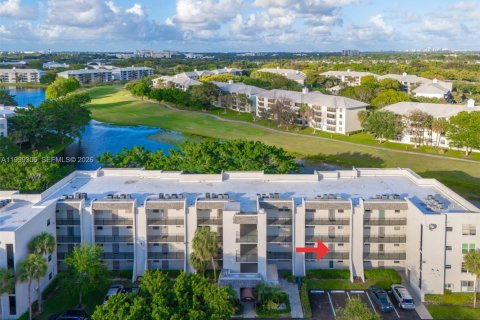 Condo in Davie, Florida, 2 bedrooms  № 2064108 - photo 25