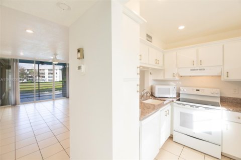 Condo in Davie, Florida, 2 bedrooms  № 2064108 - photo 3
