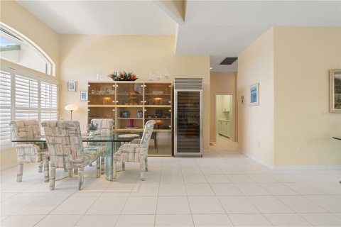House in Punta Gorda, Florida 3 bedrooms, 266.26 sq.m. № 2284395 - photo 19
