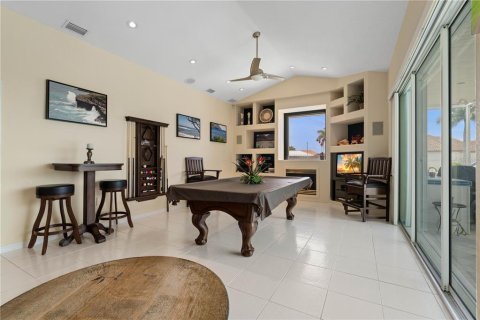 House in Punta Gorda, Florida 3 bedrooms, 266.26 sq.m. № 2284395 - photo 30