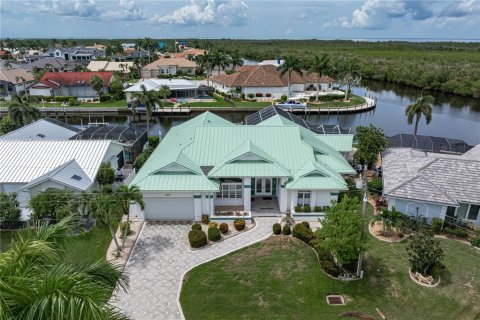 Villa ou maison à Punta Gorda, Floride 3 chambres, 266.26 m2 № 2284395