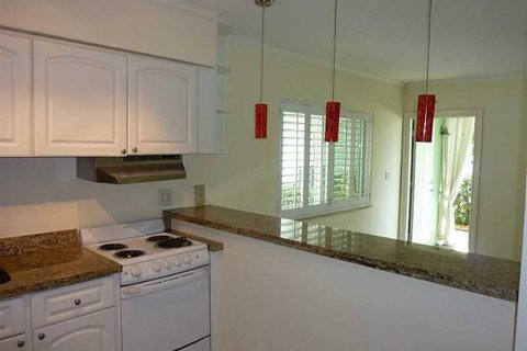Copropriété à louer à Wilton Manors, Floride: 1 chambre, 51 m2 № 2249321 - photo 2