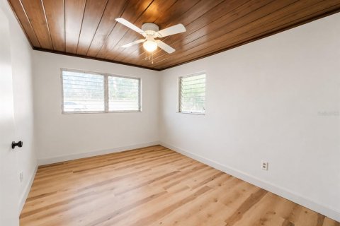 Commercial property in Winter Haven, Florida 4 bedrooms, 168.71 sq.m. № 2150714 - photo 22