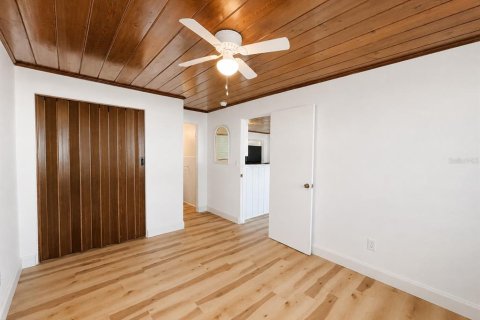 Commercial property in Winter Haven, Florida 4 bedrooms, 168.71 sq.m. № 2150714 - photo 21