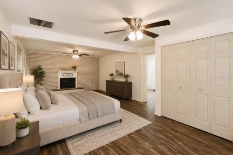 Commercial property in Winter Haven, Florida 4 bedrooms, 168.71 sq.m. № 2150714 - photo 14