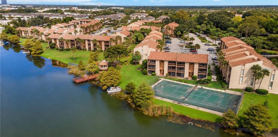 Condo in Altamonte Springs, Florida, 2 bedrooms № 2228500