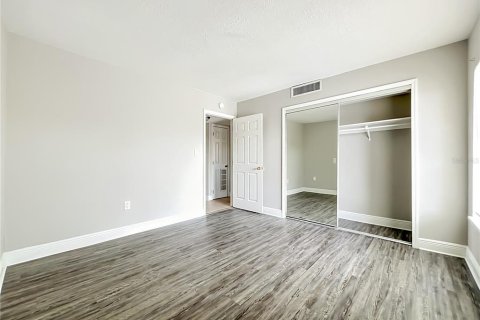 Condo in Altamonte Springs, Florida, 2 bedrooms № 2228500 - photo 21