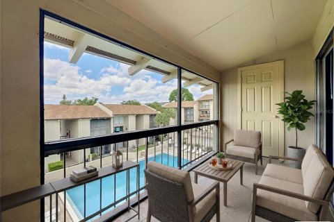 Condo in Altamonte Springs, Florida, 2 bedrooms № 2228500 - photo 5