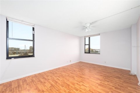 Copropriété à louer à Clearwater, Floride: 2 chambres, 93.37 m2 № 2403212 - photo 7