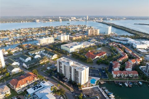 Copropriété à louer à Clearwater, Floride: 2 chambres, 93.37 m2 № 2403212 - photo 6