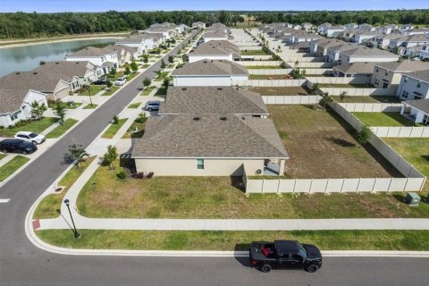 Villa ou maison à vendre à Zephyrhills, Floride: 4 chambres, 172.05 m2 № 2212151 - photo 30
