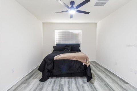 Villa ou maison à vendre à Zephyrhills, Floride: 4 chambres, 172.05 m2 № 2212151 - photo 23